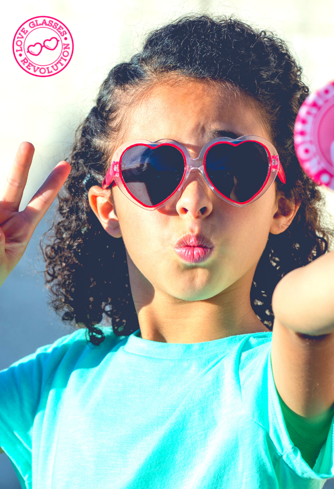 Little Diva Adorable Love Glasses (Youth) - Love Glasses Revolution Main image