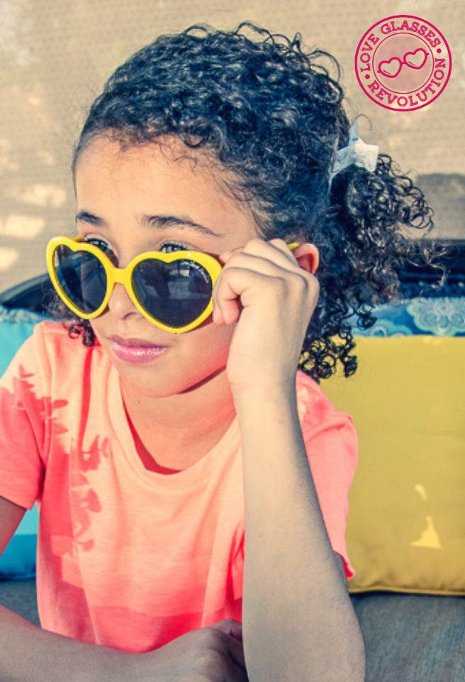 Youth Solid Color Love Glasses Secondary image