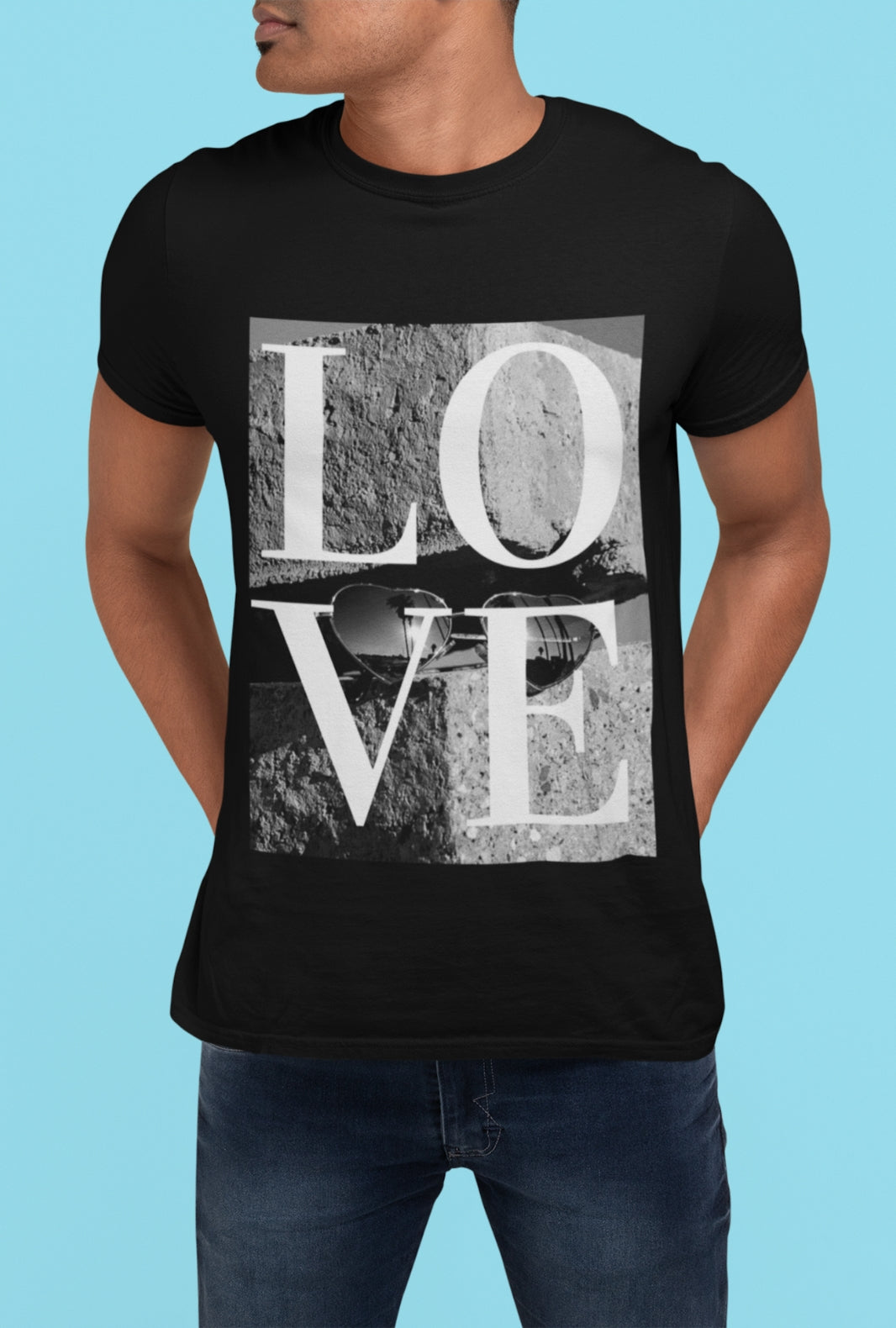 LOVE graphic tee Short-Sleeve Unisex T-Shirt Secondary image